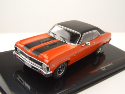 Chevrolet Nova SS 1971 orange schwarz Modellauto 1:43 ixo models