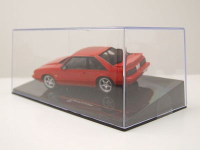 Ford Mustang III 1992 rot Modellauto 1:43 ixo models