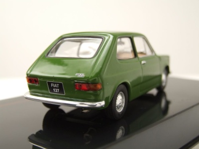 Fiat 127 1972 grün Modellauto 1:43 ixo models