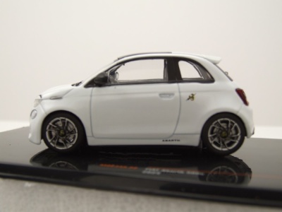Fiat 500e Abarth 2024 weiß Modellauto 1:43 ixo models