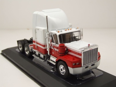 GMC General Zugmaschine 1988 rot weiß Modellauto 1:43 ixo models