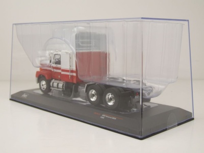 GMC General Zugmaschine 1988 rot weiß Modellauto 1:43 ixo models