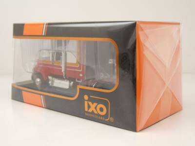 Mack Superliner Magnum Zugmaschine 1985 silber rot Modellauto 1:43 ixo models