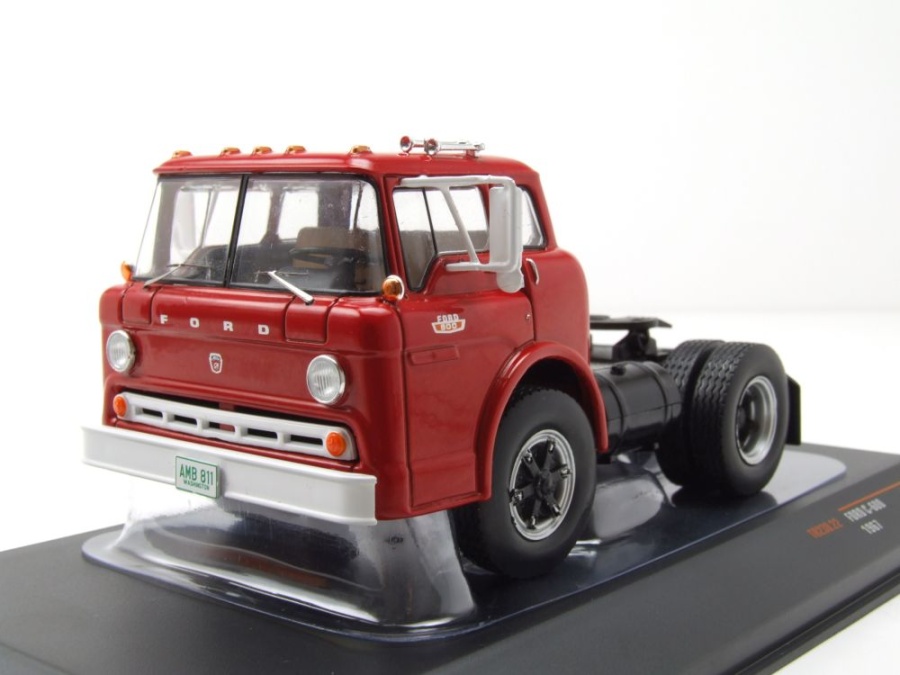Ford C-Serie Zugmaschine 1967 rot Modellauto 1:43 ixo models