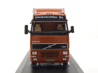 Volvo FH12 Globetrotter XL Zugmaschine 1994 kupfer Modellauto 1:43 ixo models
