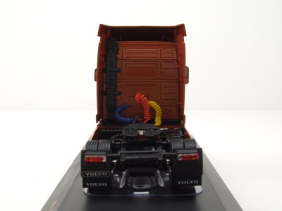 Volvo FH12 Globetrotter XL Zugmaschine 1994 kupfer Modellauto 1:43 ixo models