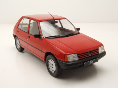 Peugeot 205 1984 rot Modellauto 1:18 MCG