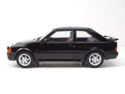 Ford Escort MK4 RS Turbo S2 1990 schwarz Modellauto 1:18 MCG