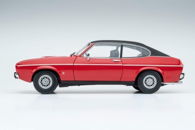 Ford Capri 2 Ghia 3.0 1974 rot schwarz Modellauto 1:18 Touring Modelcars