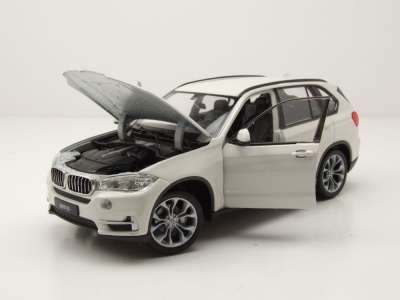BMW X5 2015 weiß Modellauto 1:24 Welly