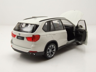 BMW X5 2015 weiß Modellauto 1:24 Welly