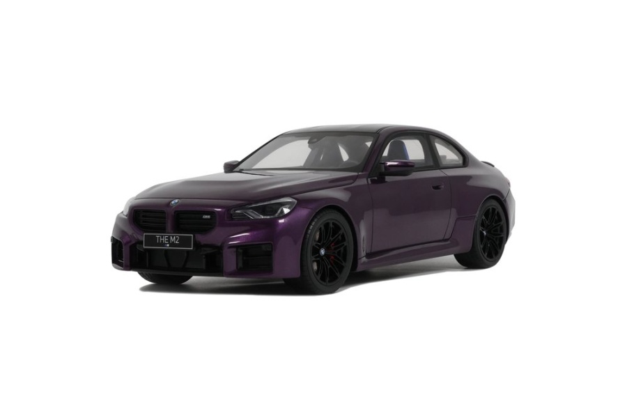 BMW M2 G87 2023 lila Modellauto 1:18 GT Spirit