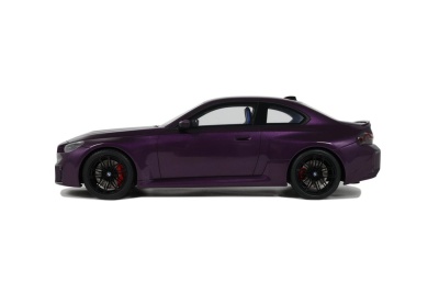 BMW M2 G87 2023 lila Modellauto 1:18 GT Spirit