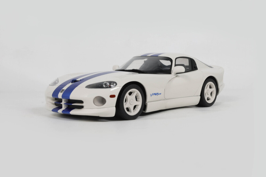 Dodge Viper GTS 1996 weiß Modellauto 1:18 GT Spirit