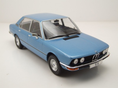 BMW 5er E12 1973 hellblau Modellauto 1:18 MCG
