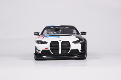 BMW M4 GT4 Presentation 2022 weiß schwarz Modellauto 1:18 Ottomobile