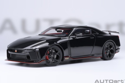 Nissan GT-R50 by Italdesign 2020 schwarz Modellauto 1:18...