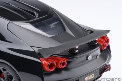 Nissan GT-R50 by Italdesign 2020 schwarz Modellauto 1:18 Autoart