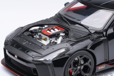 Nissan GT-R50 by Italdesign 2020 schwarz Modellauto 1:18 Autoart