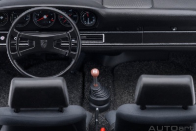 Porsche 911 Carrera 2.7 RS grün schwarz Modellauto 1:18 Autoart