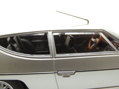 Lamborghini Espada S2 1970 silber Modellauto 1:18 KK Scale