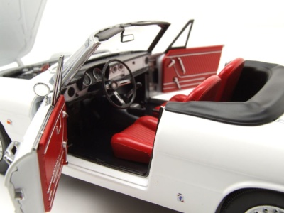 Alfa Romeo 1600 Duetto Spider 1966 weiß Modellauto 1:18 Touring Modelcars