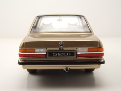 BMW 520i E28 1987 gold metallic Modellauto 1:18 ixo models