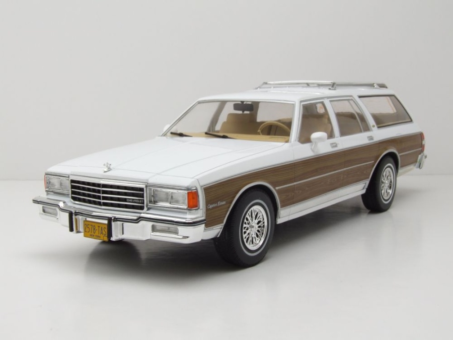 Chevrolet Caprice Estate Wagon Kombi 1985 weiß Holzoptik Modellauto 1:18 MCG