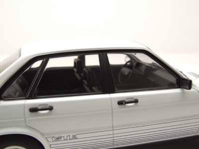 Audi 80 GTE B2 1978 weiß Modellauto 1:18 MCG