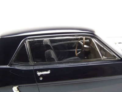 Ford Mustang Coupe 1965 blau metallic Modellauto 1:18 Norev