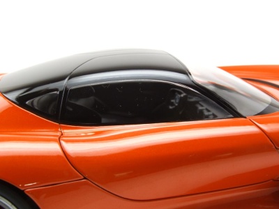 Genesis X Gran Berlinetta VGT 2024 orange Modellauto 1:18 Norev