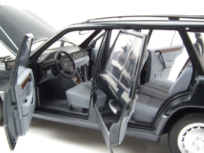 Mercedes 300 D T-Modell Kombi S124 1990 blau schwarz metallic Modellauto 1:18 Norev