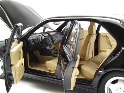 Mercedes C-Klasse C36 AMG W202 1993 schwarz metallic Modellauto 1:18 Norev