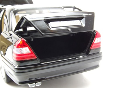 Mercedes C-Klasse C36 AMG W202 1993 schwarz metallic Modellauto 1:18 Norev