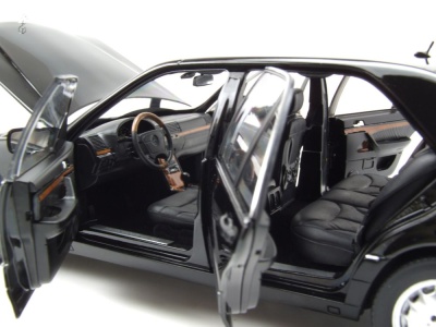 Mercedes S600 S-Klasse W140 1997 schwarz Modellauto 1:18 Norev