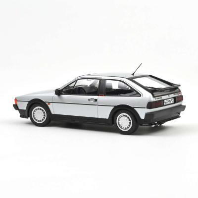 VW Scirocco GTX 16V 1987 silber Modellauto 1:18 Norev