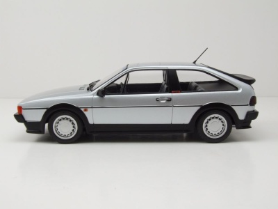 VW Scirocco GTX 16V 1988 silber Modellauto 1:18 Norev