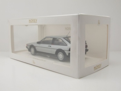 VW Scirocco GTX 16V 1988 silber Modellauto 1:18 Norev