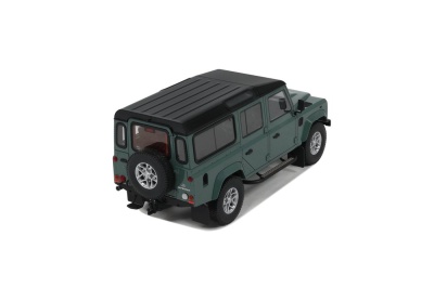 Land Rover Defender 3 Station Wagon 2016 grün Modellauto 1:18 GT Spirit