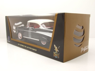 Chevrolet Bel Air Hardtop 1957 schwarz weiß Modellauto 1:18 Lucky Die Cast