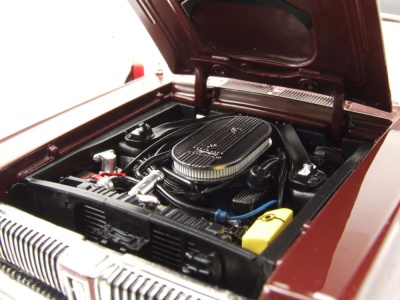 Mercury Cougar XR7G 1968 rot Modellauto 1:18 Sun Star