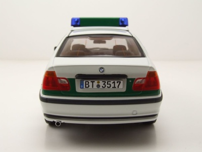 BMW 3er E46 Limousine Polizei 1999 weiß grün Modellauto 1:18 KK Scale
