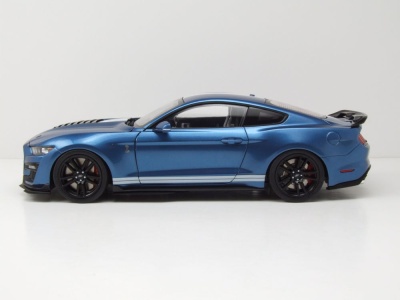 Ford Shelby Mustang GT500 2022 blau metallic weiß Modellauto 1:18 ixo models