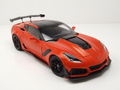 Chevrolet Corvette ZR1 2019 orange Modellauto 1:18 ixo models
