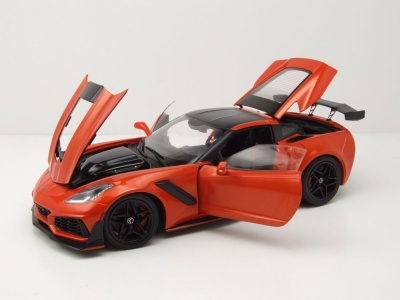 Chevrolet Corvette ZR1 2019 orange Modellauto 1:18 ixo models