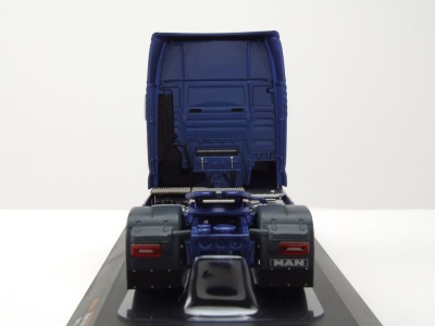 MAN TGX XXL Zugmaschine 2020 blau metallic Modellauto 1:43 ixo models