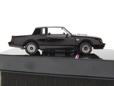 Buick Grand National 1987 schwarz Modellauto 1:43 ixo models
