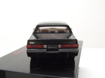 Buick Grand National 1987 schwarz Modellauto 1:43 ixo models