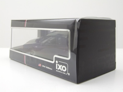 Buick Grand National 1987 schwarz Modellauto 1:43 ixo models