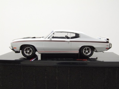 Buick GSX 1970 weiß schwarz Modellauto 1:43 ixo models